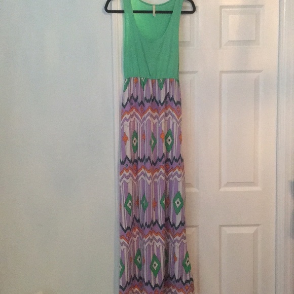 Tyche Dresses & Skirts - Chevron sundress size small Sale 3 for $20